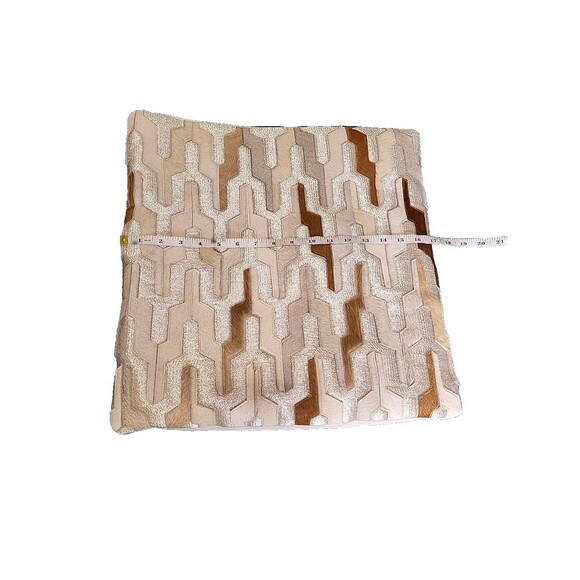 Callisto Home Style - Decorative Pillow Cover 17” x 17” Genuine Cowhide- EUC - Picture 4 of 12